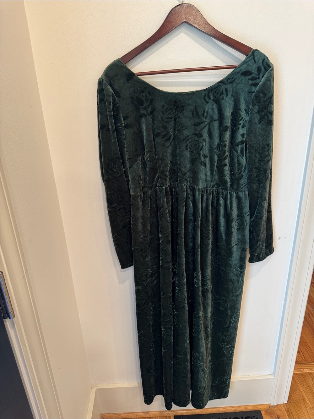 90s Forest Green Embossed Velvet Rose Dress Empire Waist Split Hem Midi